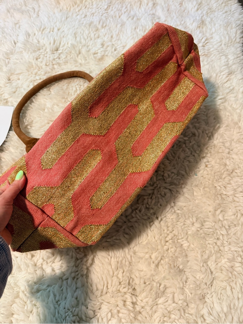 NWT Guadalupe Coral and Gold Geometric Tote with Tan Handles - Picture 8 of 8